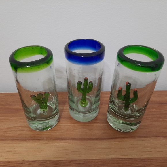 3 Mexican Hand Blown Tall Tequila Shot Glasses 3D Cactus Inside - Picture 2 of 10
